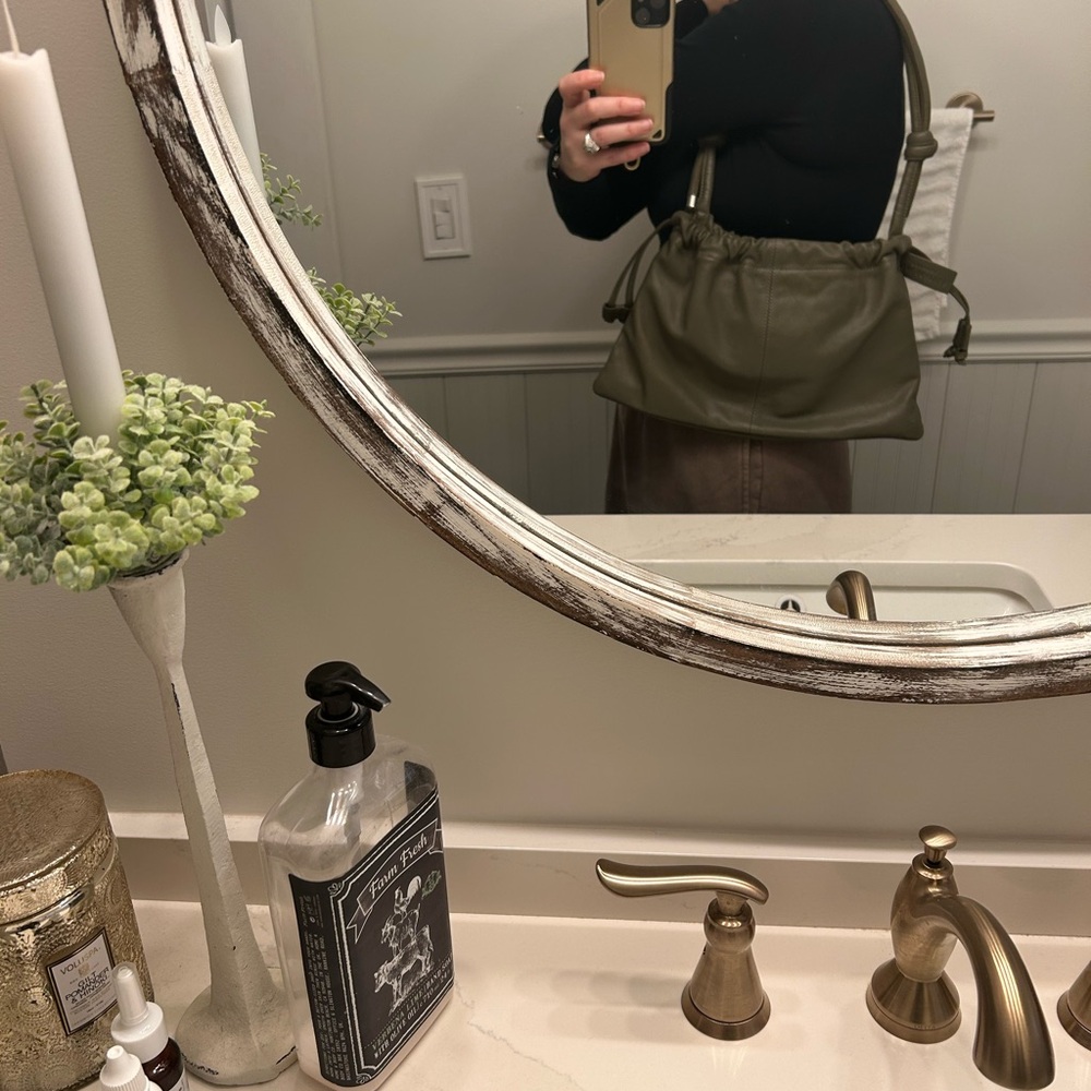 Topshop Olive Drawstring leather Shoulder Bag - Picture 2 of 10